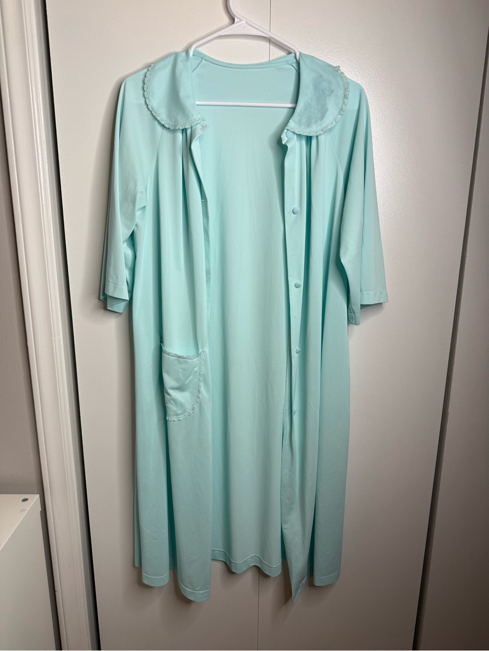 Vintage Shadowline Women's Medium Nylon Nightgown Button Front Pockets Blue Lace - Picture 6 of 14